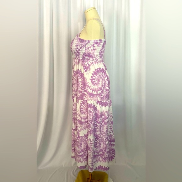 32 Degree Cool Maxi Dress with Purple Tie-Dye Patter (658) - Picture 5 of 12